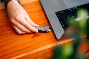 Флешка USB Verbatim Dual QuickStick 1Tb (32043)