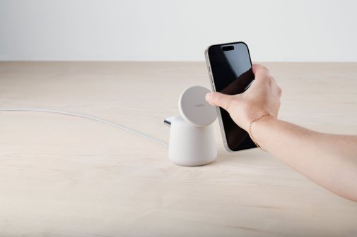 Бездротова зарядна станція Belkin 2in1 MagSafe Charge Station White (WIZ020VFH37)